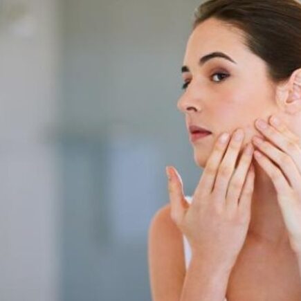 मानसून में इस तरह करें स्किन केयर, नहीं होगी पिंपल की समस्या