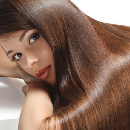 40 के बाद इस तरह करें बालों की देखभाल, रहेंगे मजबूत और स्मूथ