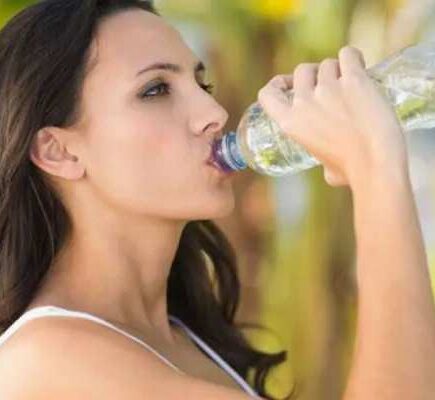 अगर शरीर में मिले ये संकेत, तो हो सकती है डिहाइड्रेशन की कमी, पढ़िये