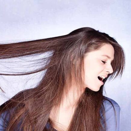 अगर नहीं बढ़ रहे है आपके बाल, तो करें ये उपाय, जानियें कैसे