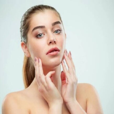 त्वचा को सुंदर बनाने के लिए अपनाएं ये चीज, जानकर हैरान रह जाएंगी आप, पढ़िये