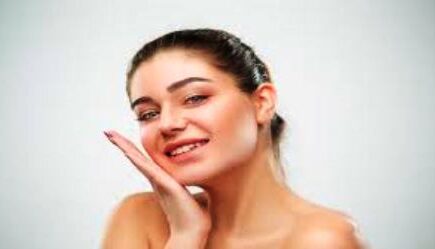 चेहरे को खूबसूरत बनाने के लिए अपनाएं प्राकृतिक चीज, ऐसे करें फॉलो