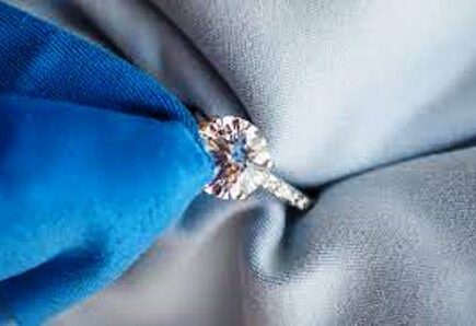 अगर आप भी हीरे के गहने करती है इस्तेमाल, तो ऐसे रखे उनको साफ, पढ़िेये